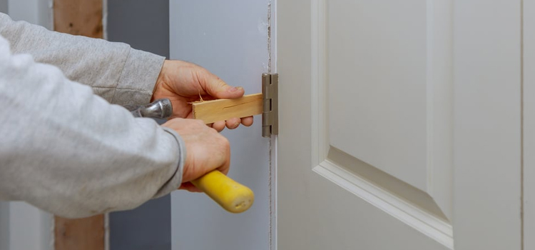 fiberglass entry door repair in Bayshore Gardens